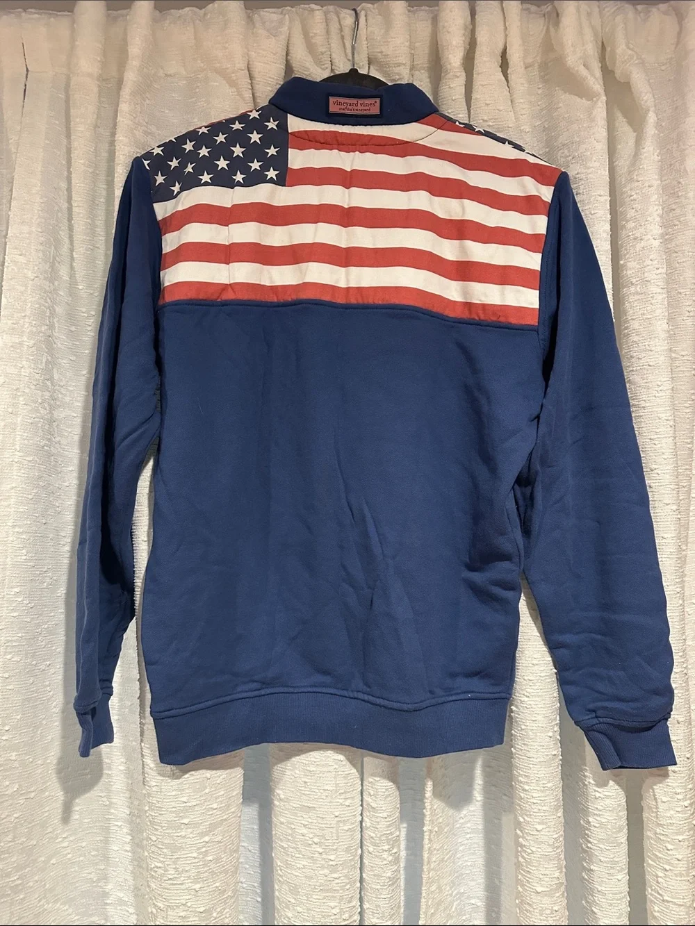 Vineyard Vines Men's Blue Half-Zip Pullover with American Flag Panels - Small